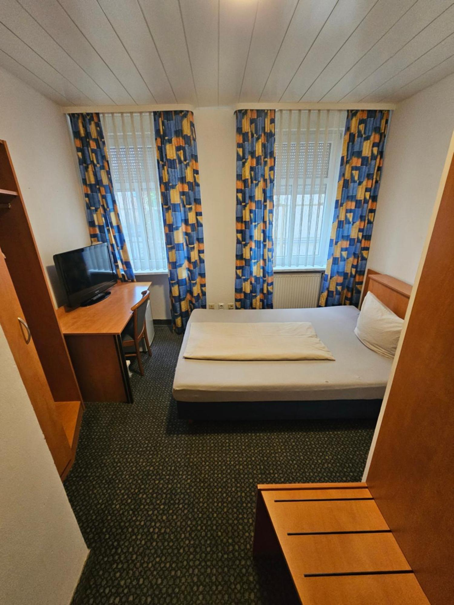 Hotel City Faber 沃尔姆斯 外观 照片