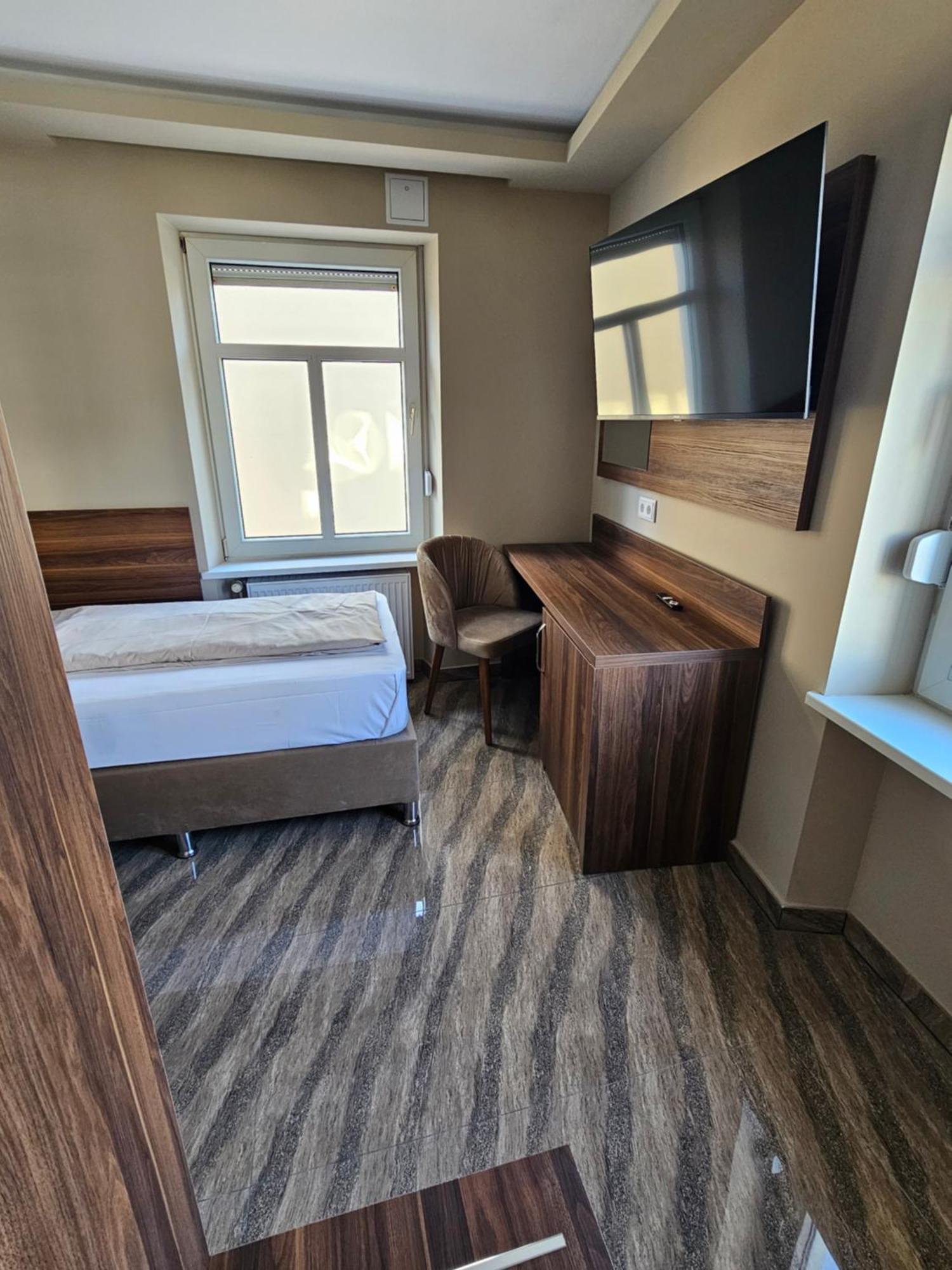 Hotel City Faber 沃尔姆斯 外观 照片