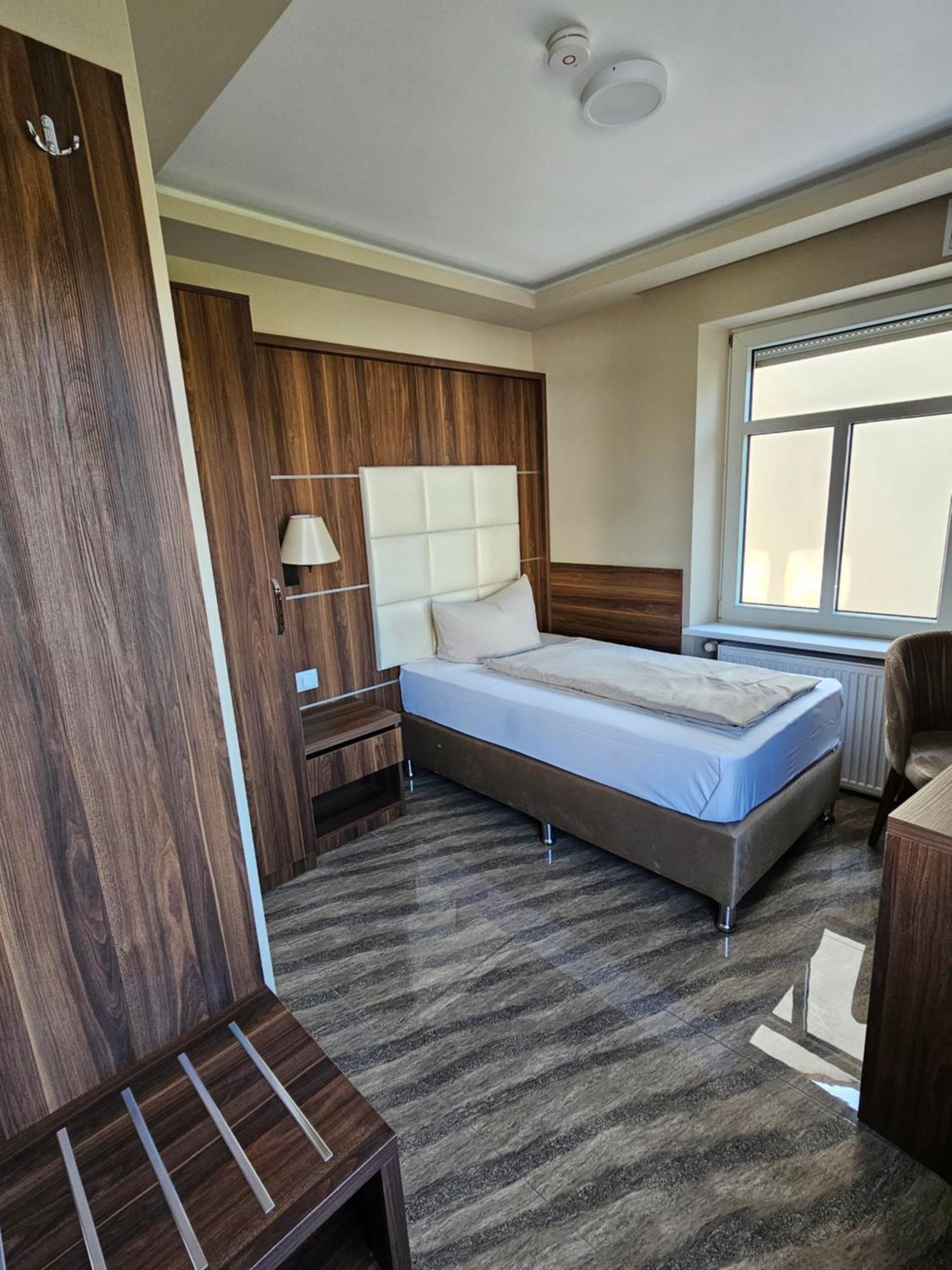 Hotel City Faber 沃尔姆斯 外观 照片