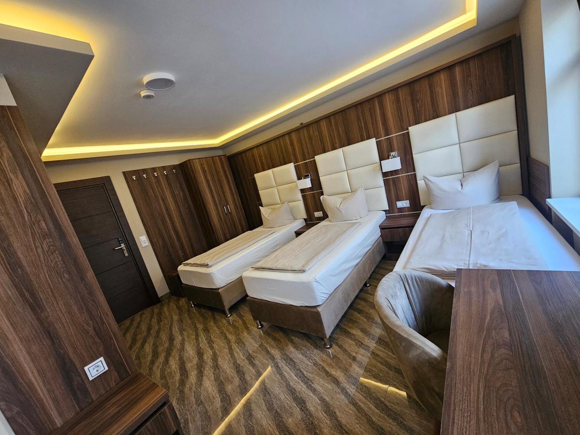 Hotel City Faber 沃尔姆斯 外观 照片